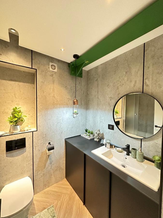 Luxury By The Lake Ap 28 Sibiu Extérieur photo
