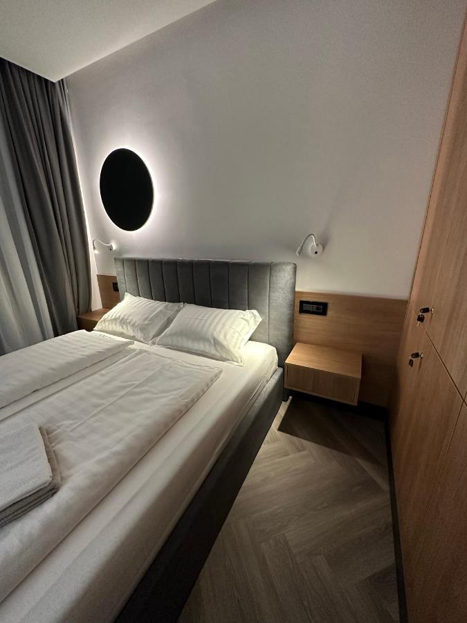 Luxury By The Lake Ap 28 Sibiu Extérieur photo