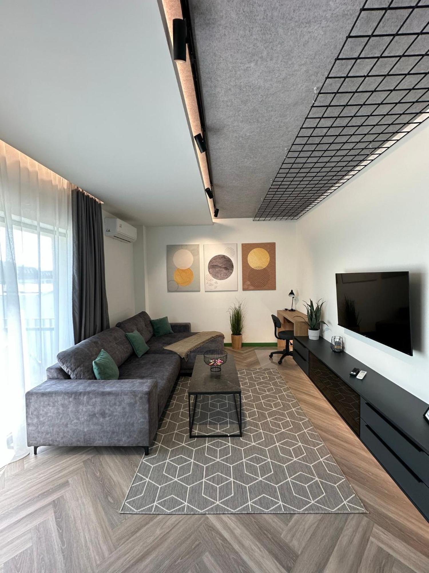 Luxury By The Lake Ap 28 Sibiu Extérieur photo